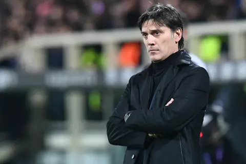 مونتيلا يجدد عقده مع منتخب تركيا حتى 2028